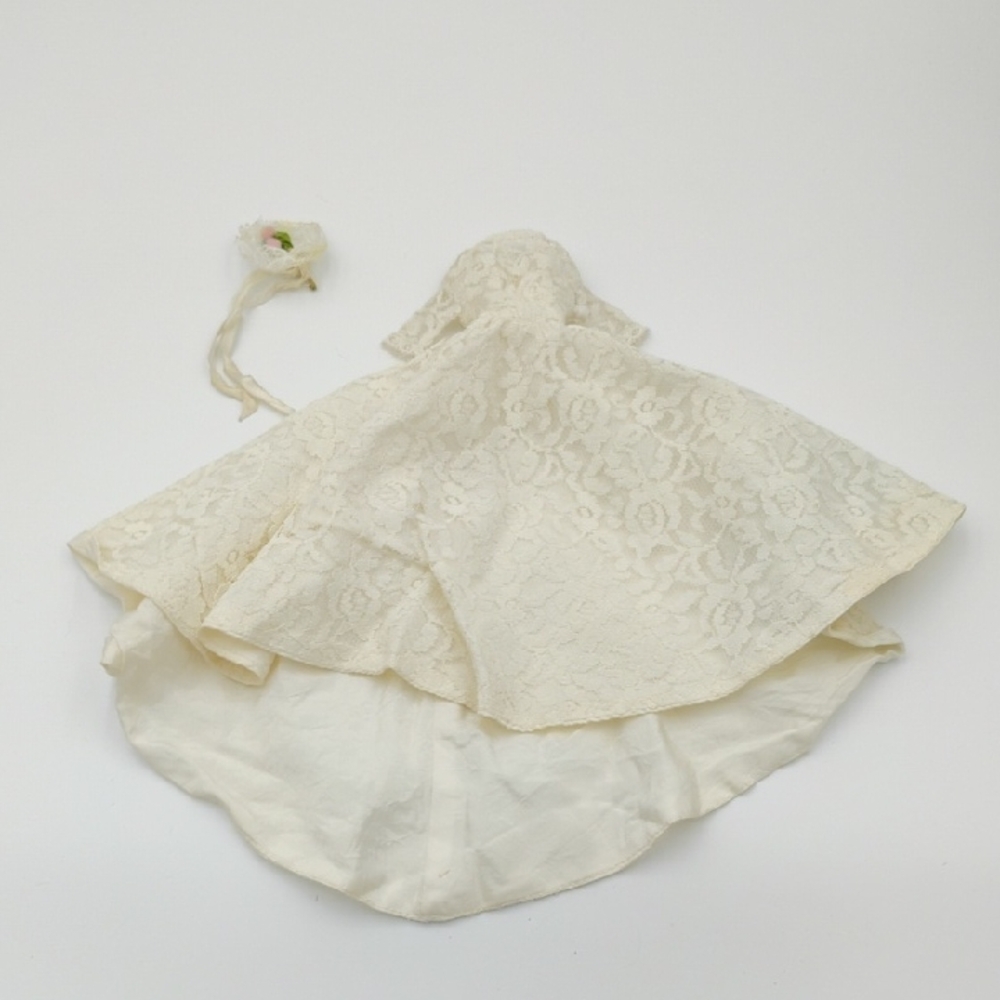 Elegant Cream Lace Kids Cape
